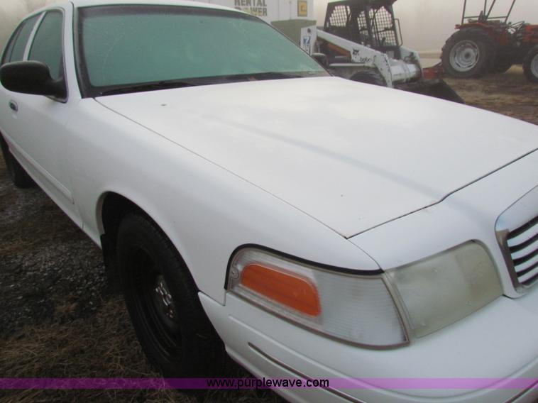 image for item B7015 1998 Ford Crown Victoria Police Interceptor