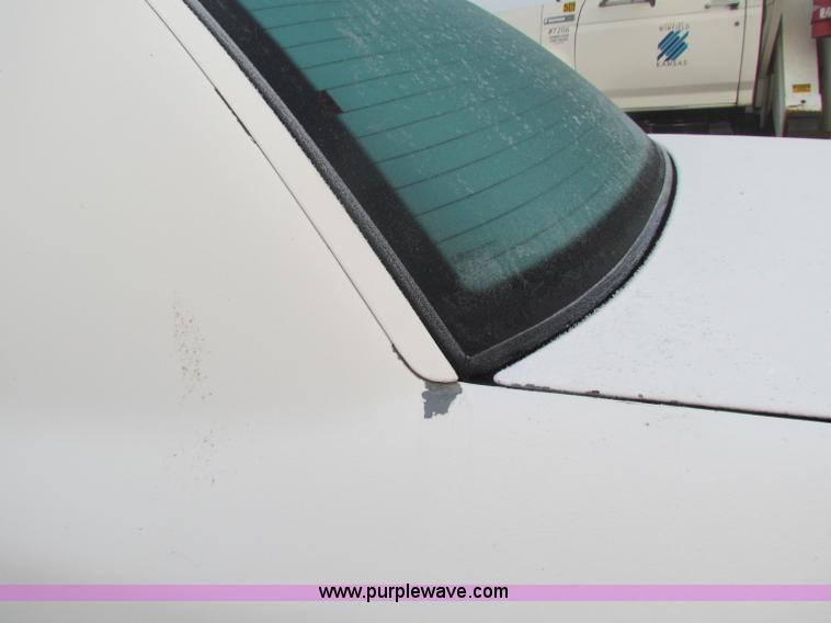 image for item B7015 1998 Ford Crown Victoria Police Interceptor