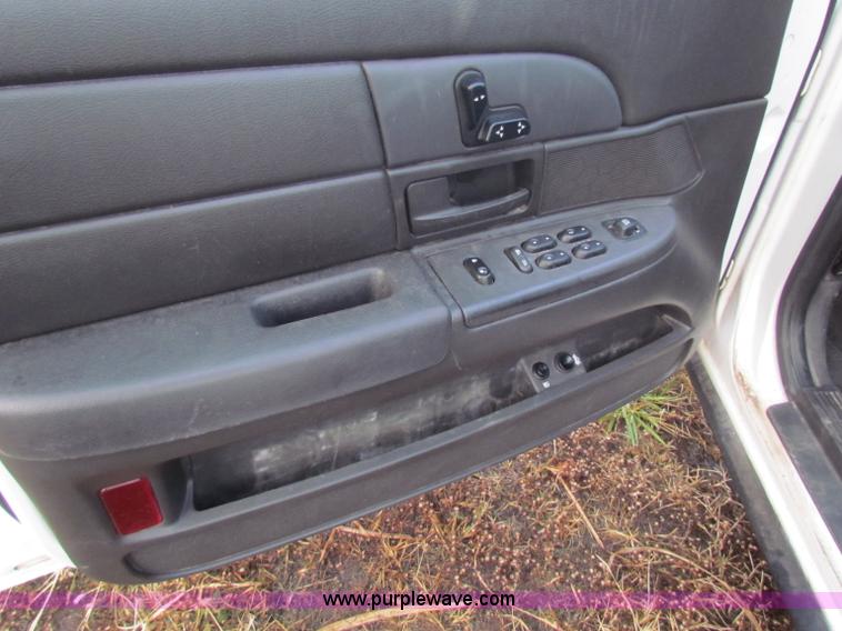 image for item B7016 2003 Ford Crown Victoria Police Interceptor