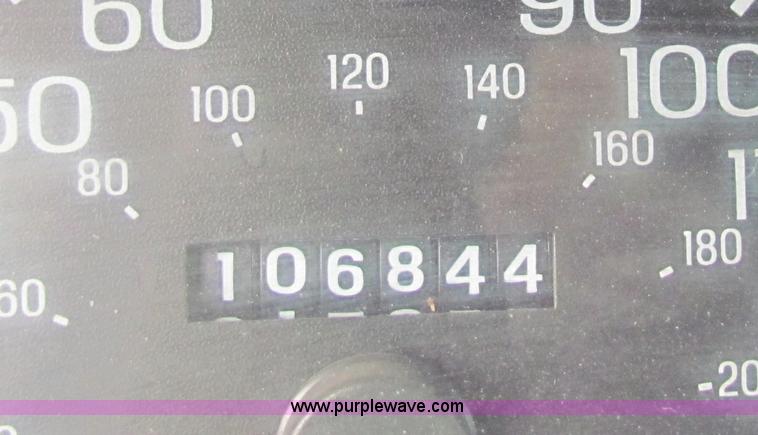 image for item B7016 2003 Ford Crown Victoria Police Interceptor