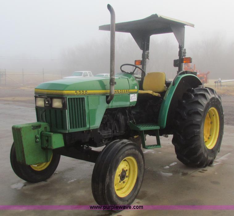 image for item B7019 1998 John Deere 5300 tractor