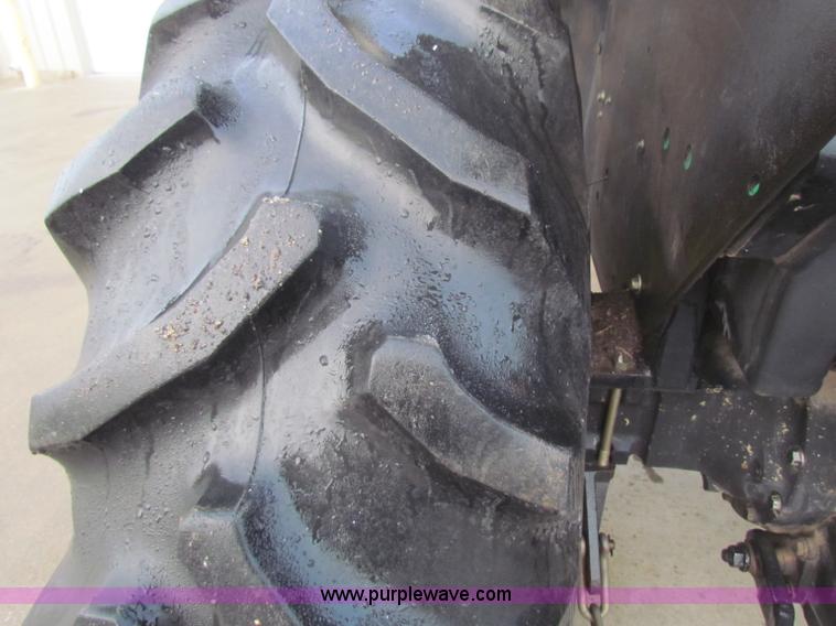 image for item B7019 1998 John Deere 5300 tractor