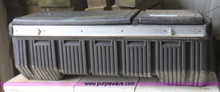 image for item B8686 (3) crossbed toolboxes