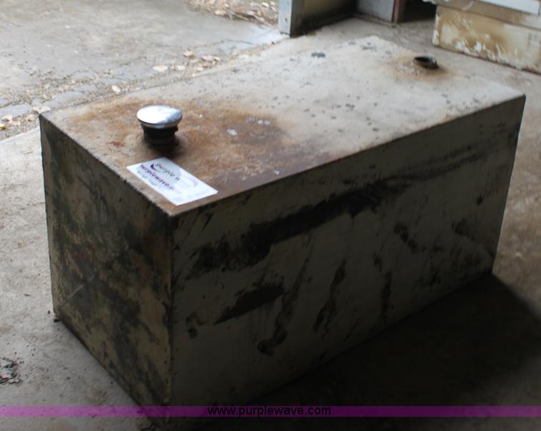 image for item B8687 Truck bed fuel tank