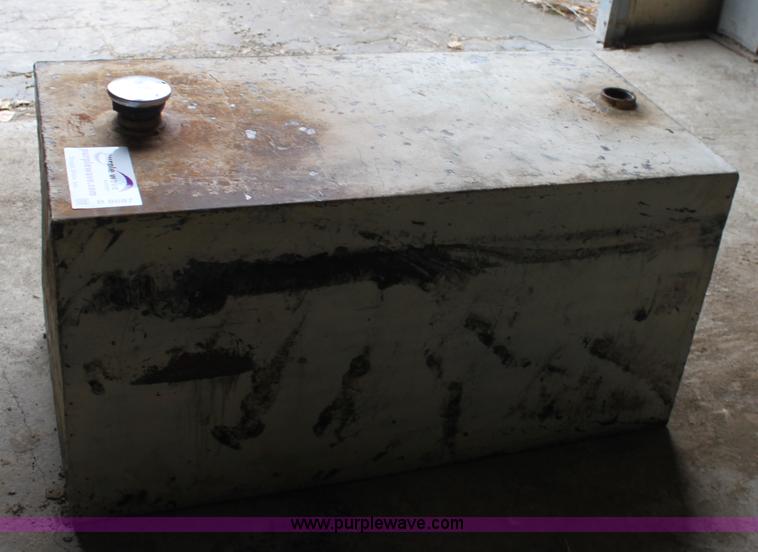 image for item B8687 Truck bed fuel tank