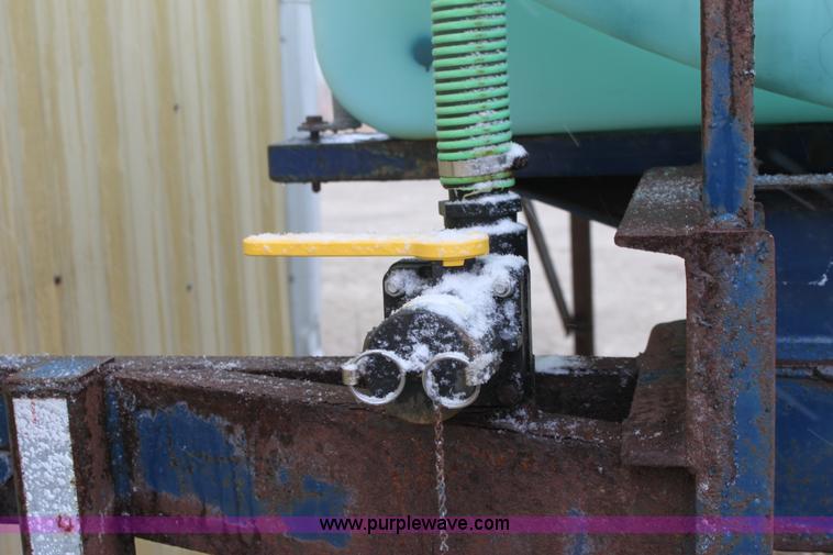 image for item B8688 Schaben 1600 gallon salt-brine tank