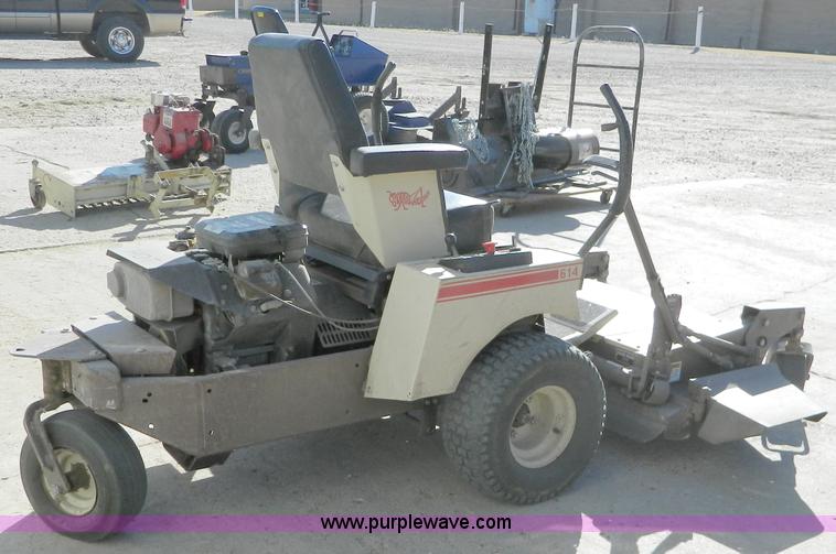 image for item C9422 Grasshopper 614 lawn mower