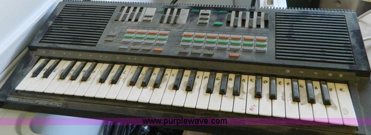 image for item C9425 Behringer Eurodesk MX3282A mixing console