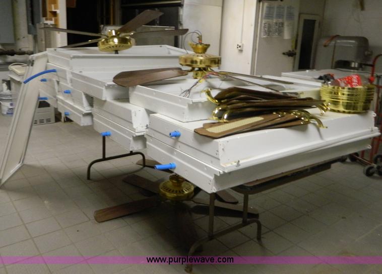 image for item C9432 Assorted lights and fans