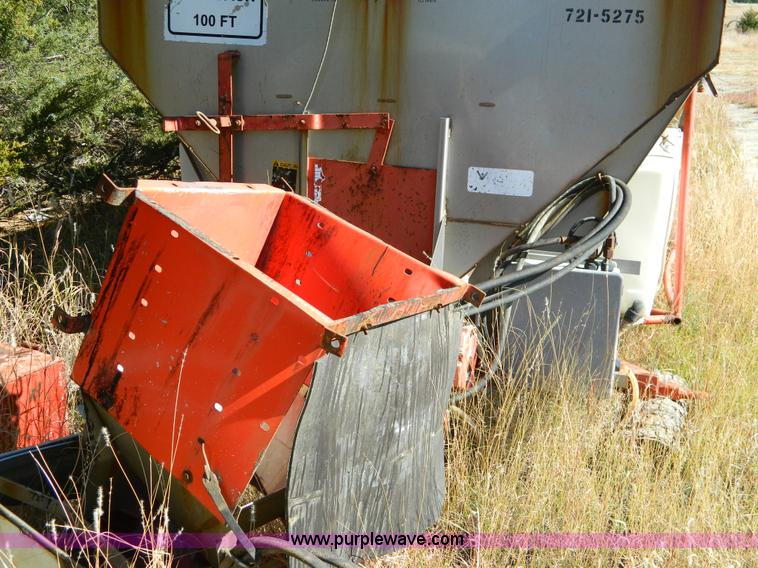 Swenson salt spreader in Hill City, KS Item C9438 sold Purple Wave