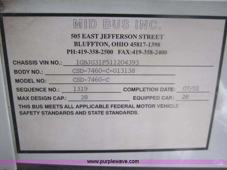 image for item C9875 2001 Chevrolet G3500 Express mid bus