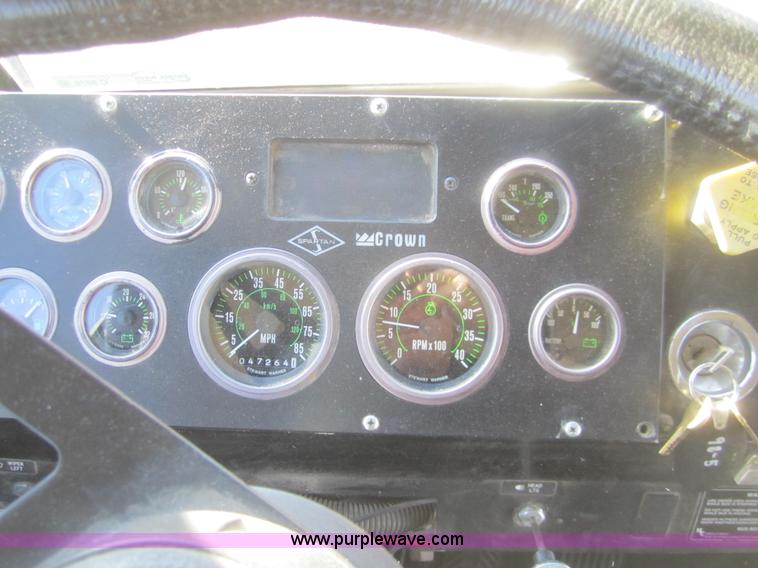 image for item C9876 1998 Carpenter Crown school bus