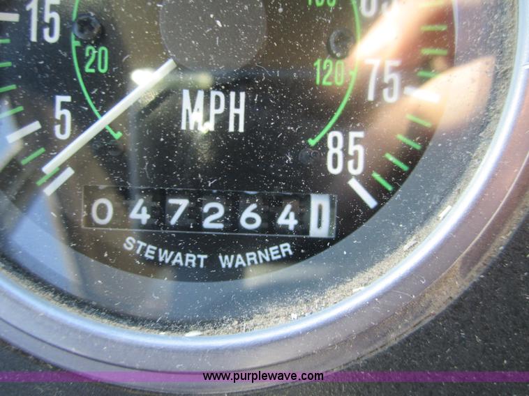 image for item C9876 1998 Carpenter Crown school bus