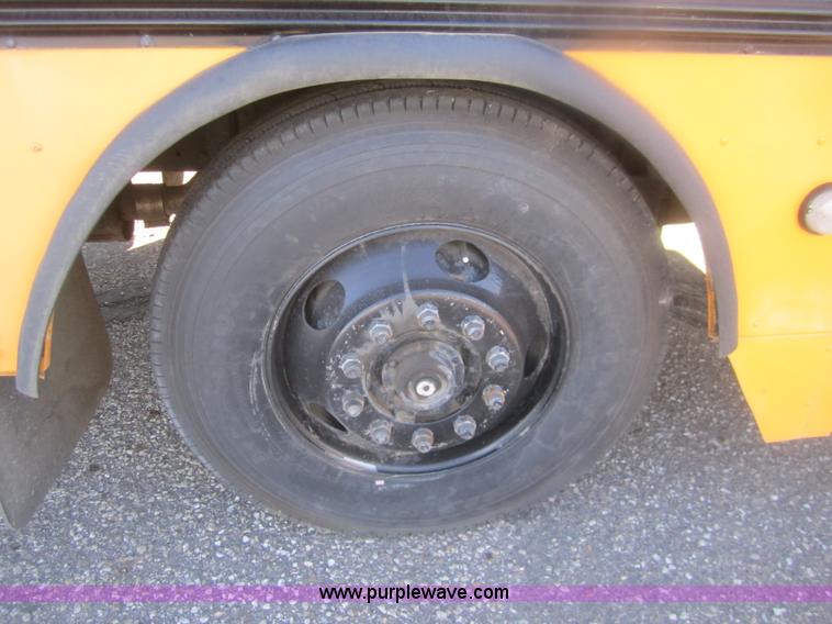 image for item C9876 1998 Carpenter Crown school bus