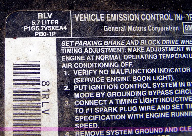 image for item D8582 1993 Cadillac Fleetwood