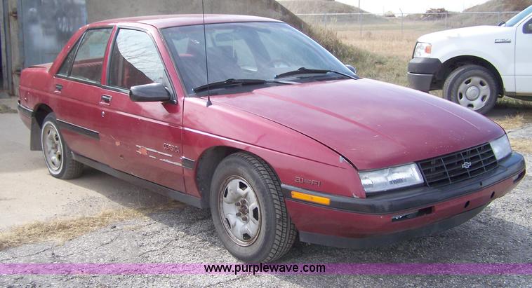 image for item D8583 1990 Chevrolet Corsica LT