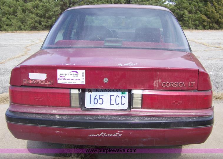 image for item D8583 1990 Chevrolet Corsica LT