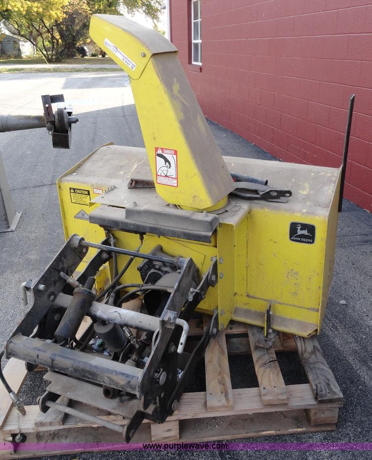 image for item G9161 John Deere snow thrower attachment