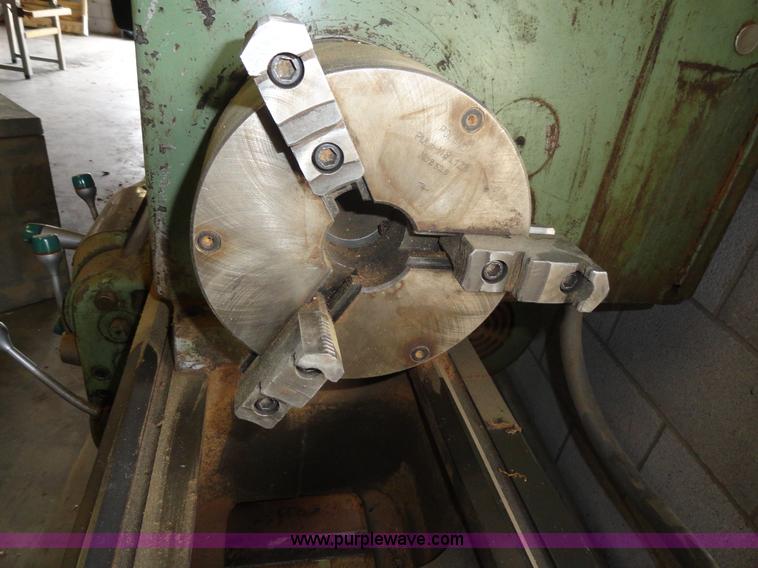 image for item G9172 Cincinnati metal lathe