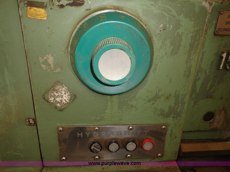 image for item G9172 Cincinnati metal lathe