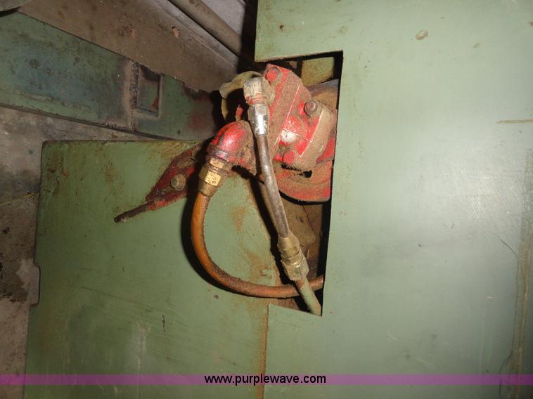 image for item G9172 Cincinnati metal lathe