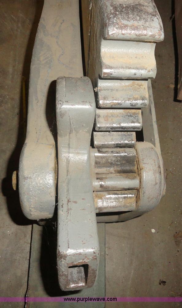 image for item G9173 Edwards N010E metal shear