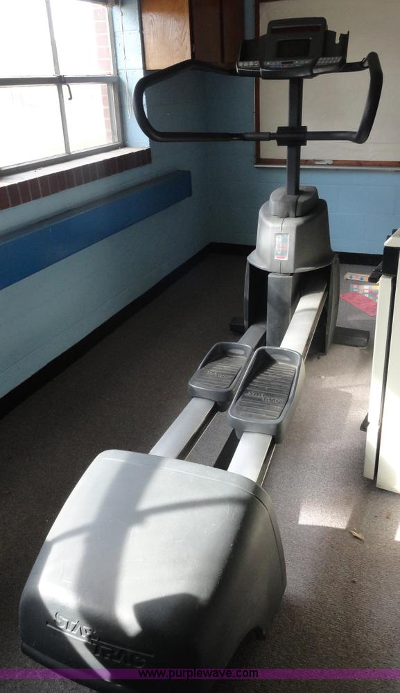 image for item G9175 Assorted gym equipment