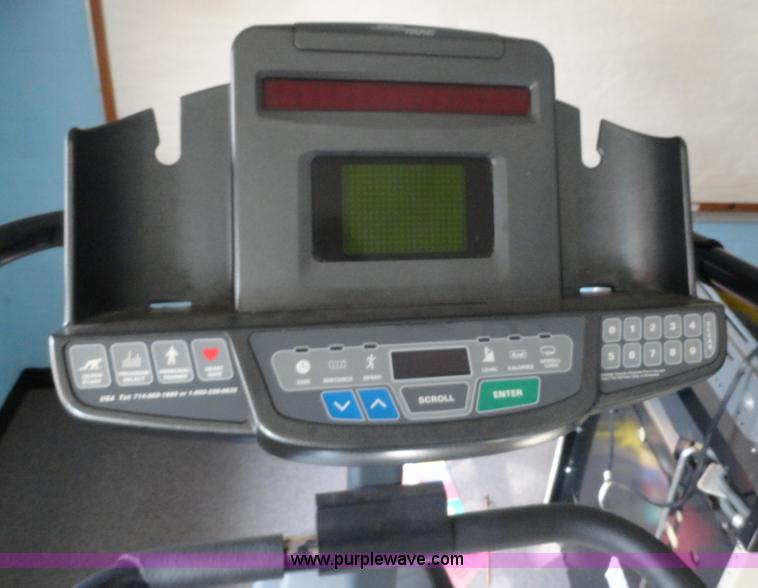 image for item G9175 Assorted gym equipment