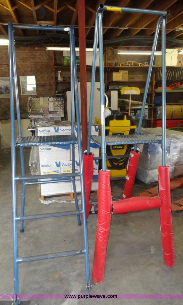 image for item G9176 (2) referee volleyball stands