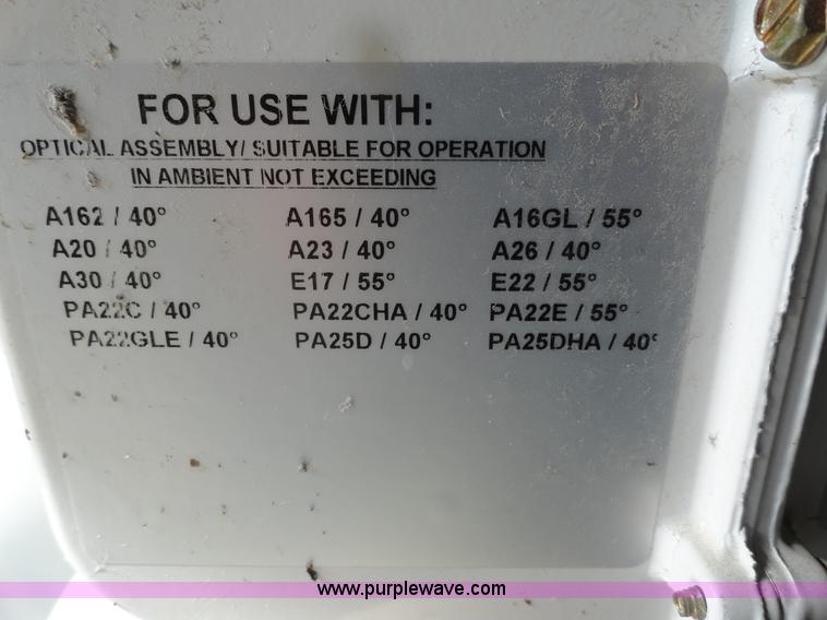 image for item G9186 (13) 250 watt bay lights