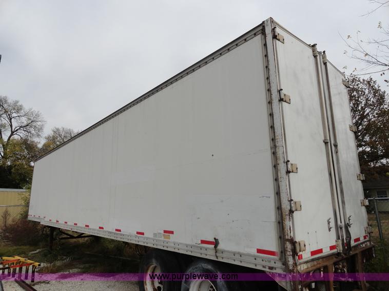 image for item G9188 1982 Monon FA-70-CDW dry van trailer