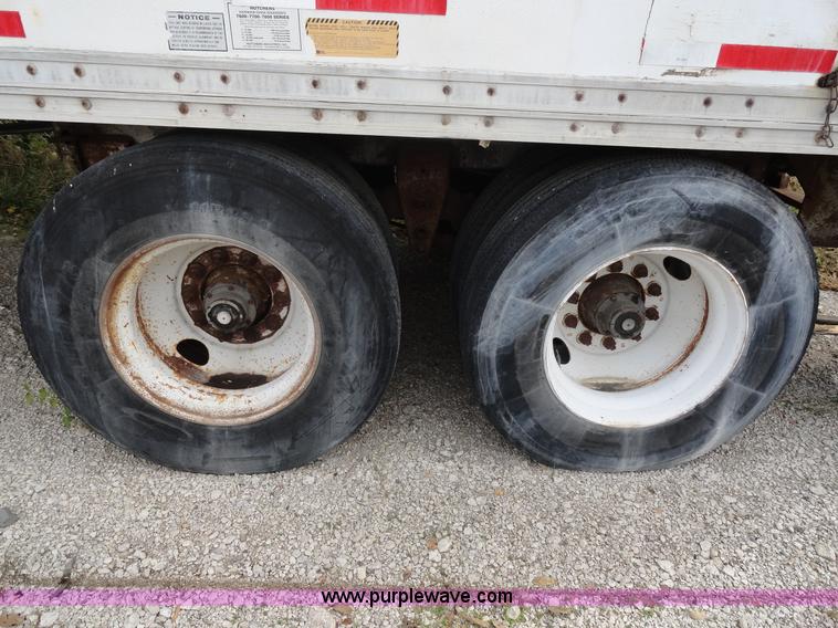 image for item G9188 1982 Monon FA-70-CDW dry van trailer