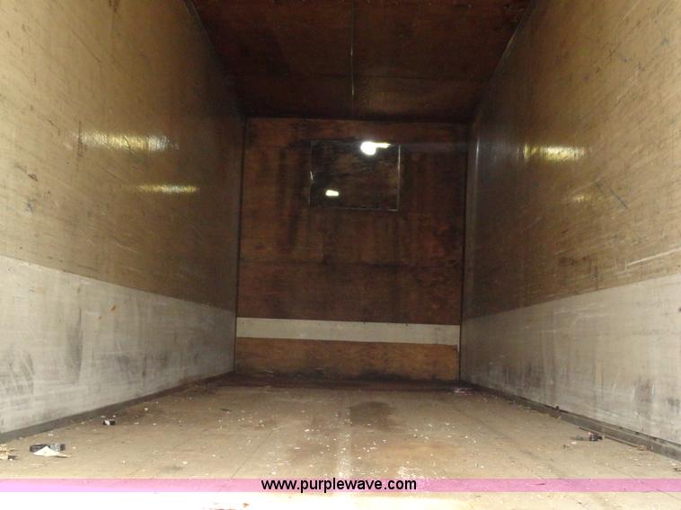 image for item G9188 1982 Monon FA-70-CDW dry van trailer