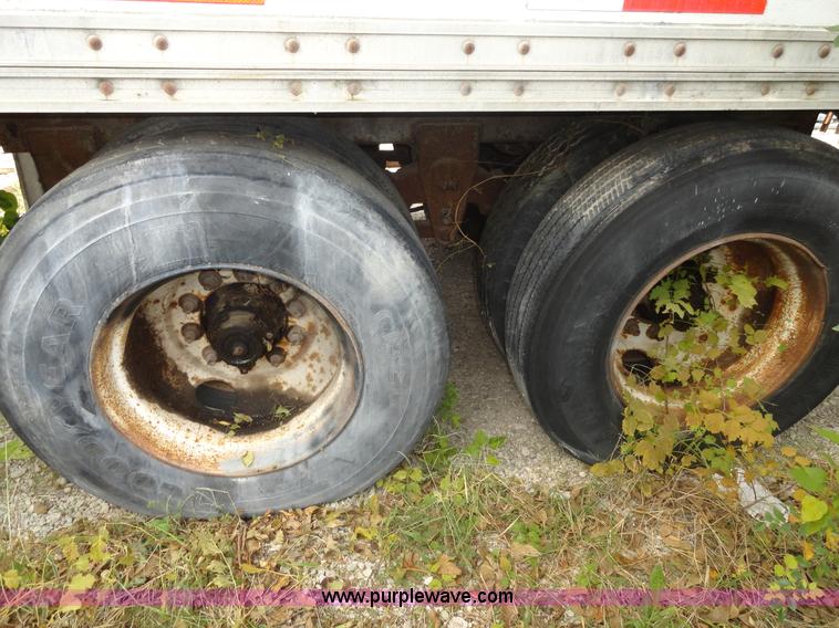 image for item G9188 1982 Monon FA-70-CDW dry van trailer