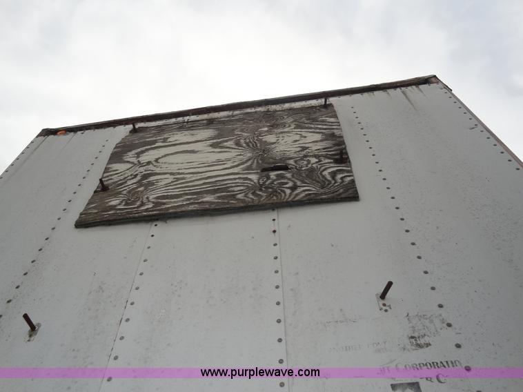 image for item G9188 1982 Monon FA-70-CDW dry van trailer