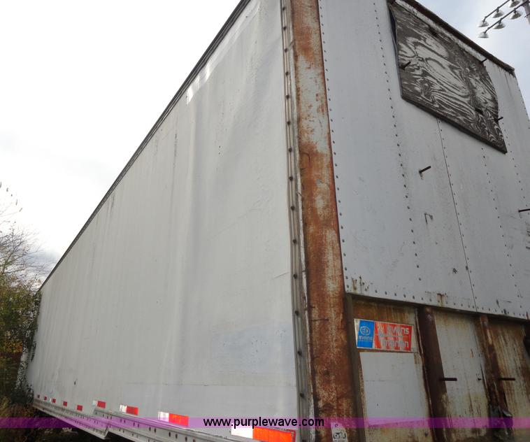 image for item G9188 1982 Monon FA-70-CDW dry van trailer