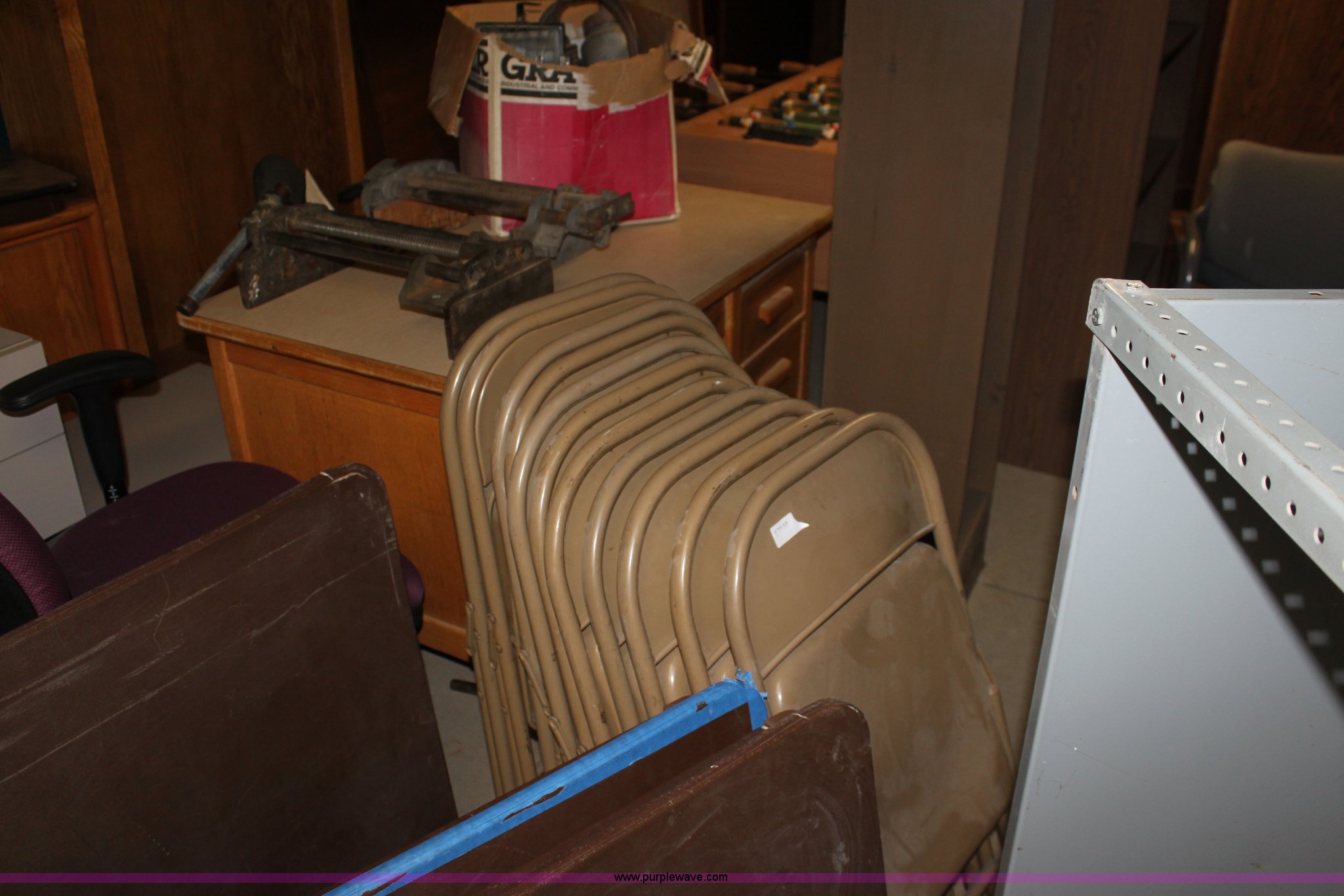 Assorted chairs and tables in Wichita, KS Item F9935 sold Purple Wave