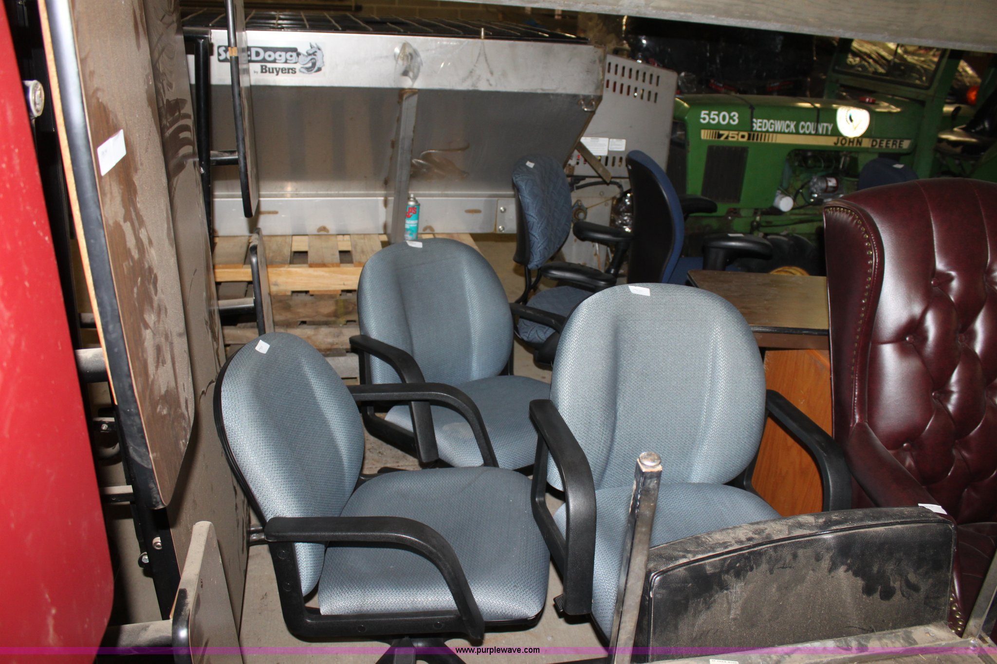 Assorted chairs and tables in Wichita, KS Item F9935 sold Purple Wave
