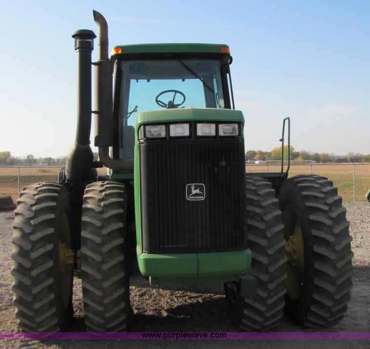 image for item A4601 1998 John Deere 9100 4WD tractor