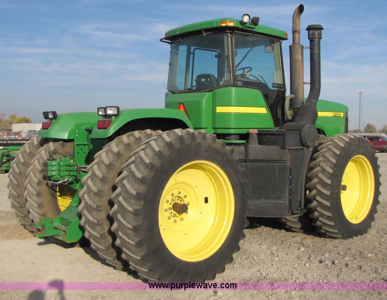 image for item A4601 1998 John Deere 9100 4WD tractor