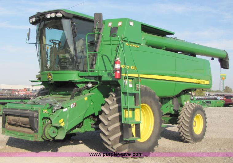 image for item A4602 2008 John Deere 9770 STS combine