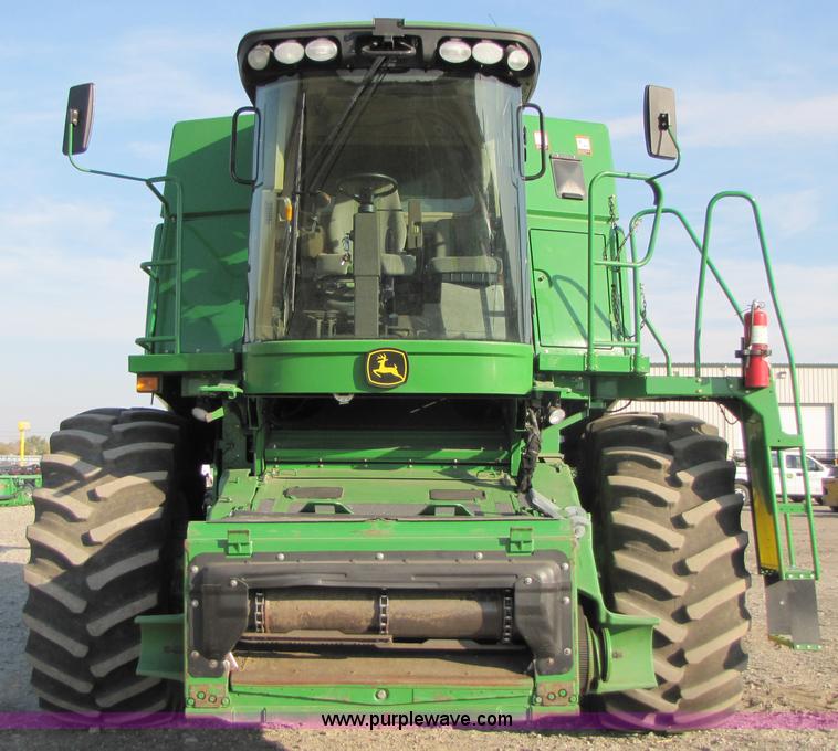 image for item A4602 2008 John Deere 9770 STS combine