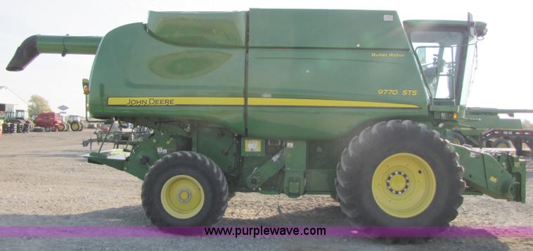 image for item A4602 2008 John Deere 9770 STS combine
