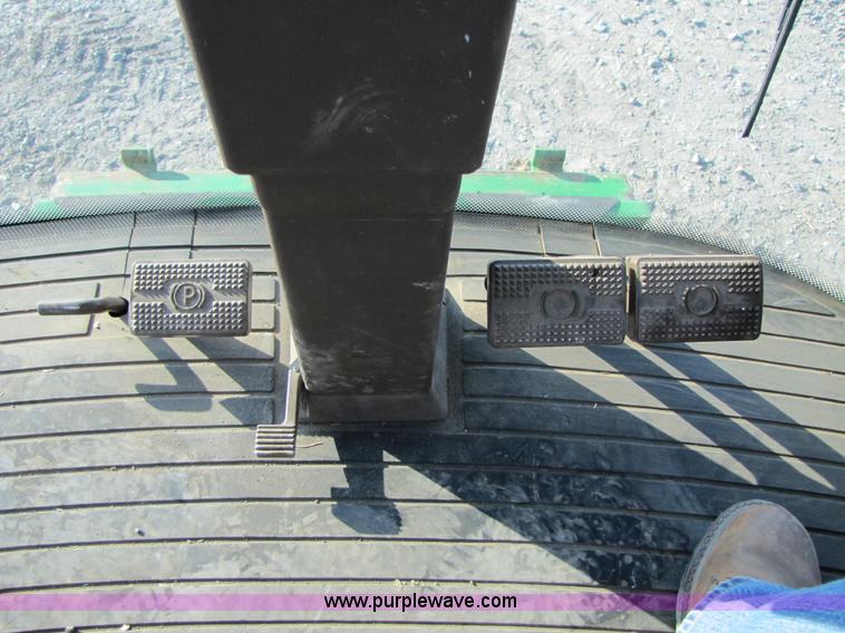 image for item A4602 2008 John Deere 9770 STS combine