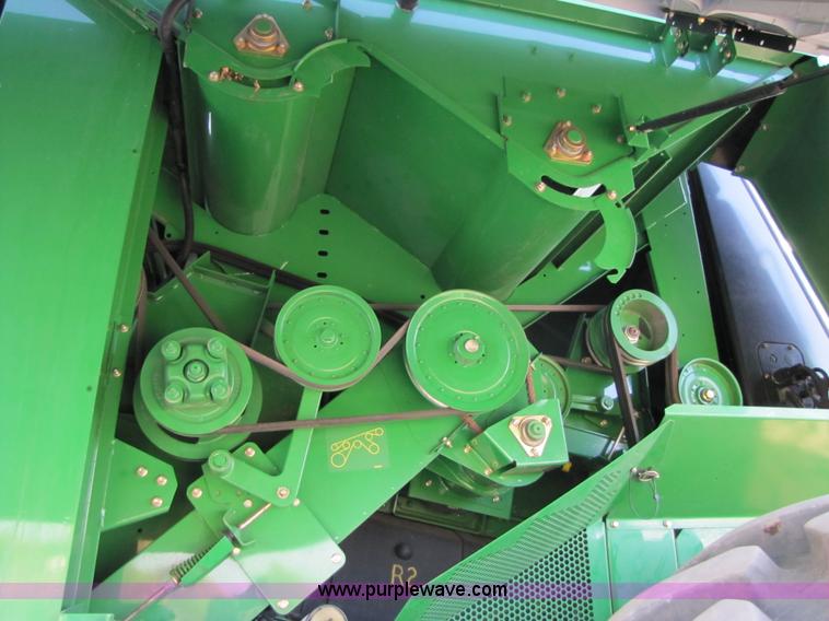 image for item A4602 2008 John Deere 9770 STS combine