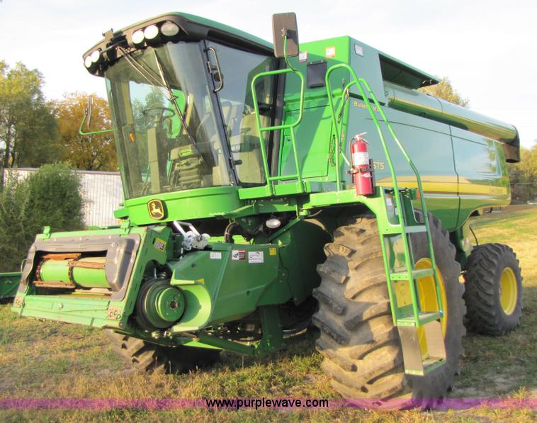 image for item A4603 2009 John Deere 9770 STS combine