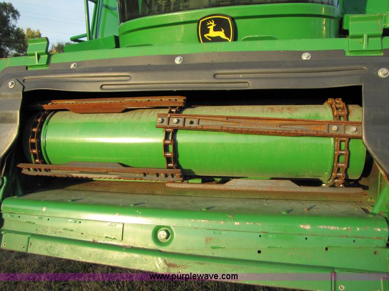 image for item A4603 2009 John Deere 9770 STS combine