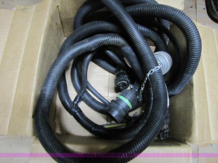 image for item A4605 John Deere 568 round baler