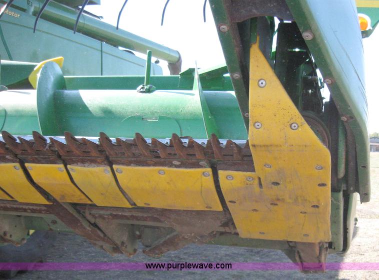 image for item A4609 2007 John Deere 635F HydraFlex platform header