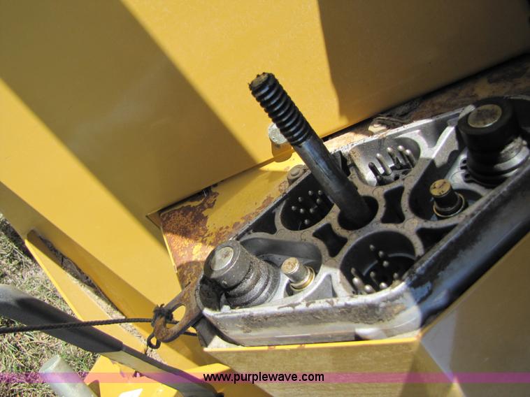 image for item A4613 2005 Lexion F530 30' flex head